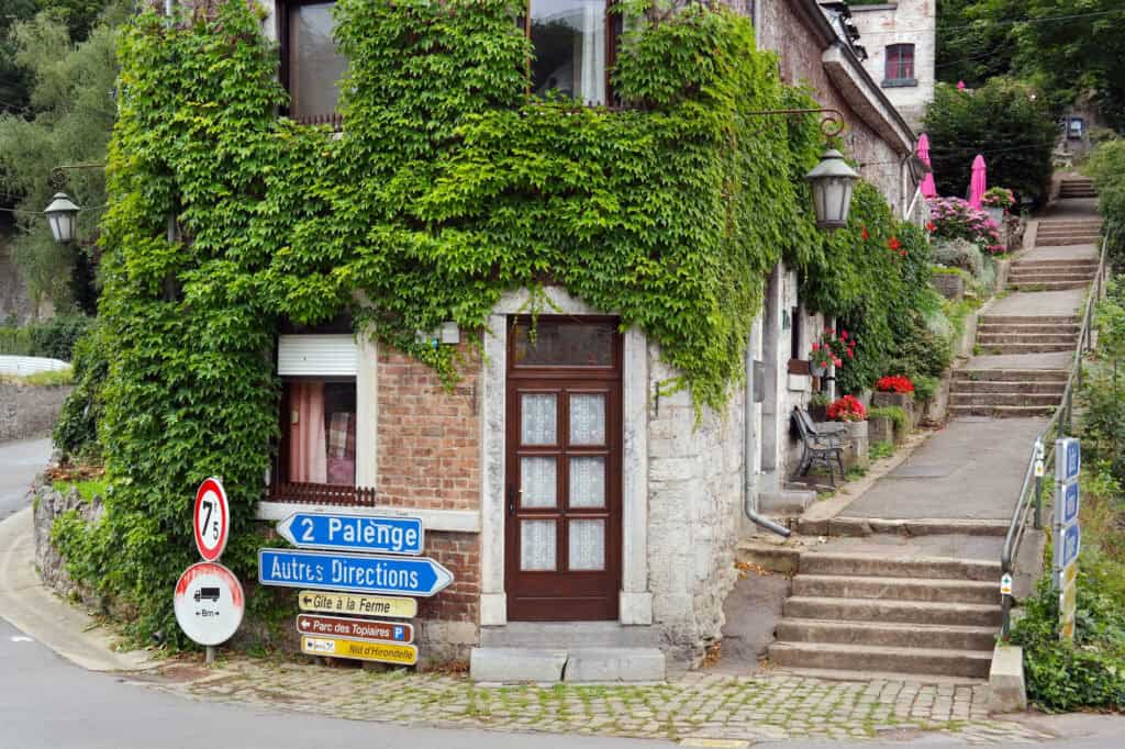 Stariway going up next to a house in durbuy