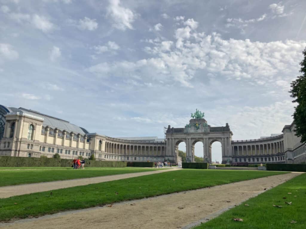 Triumphal Arch in Parc du Cinquantenaire.