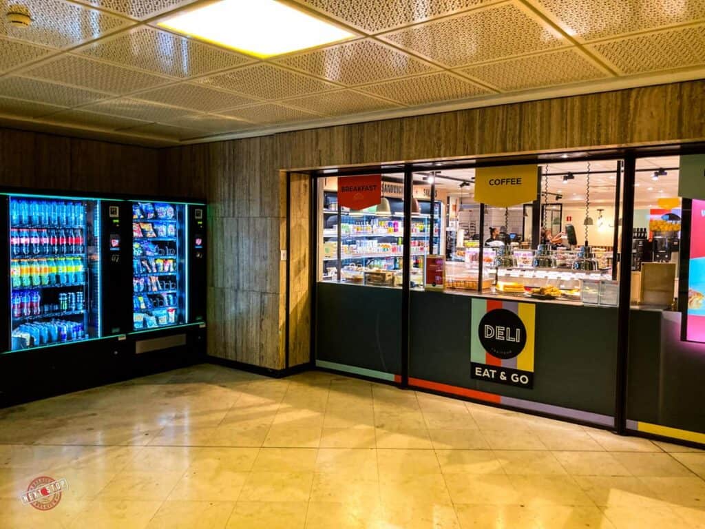 Shops and vending machines in Brussels Central Station.