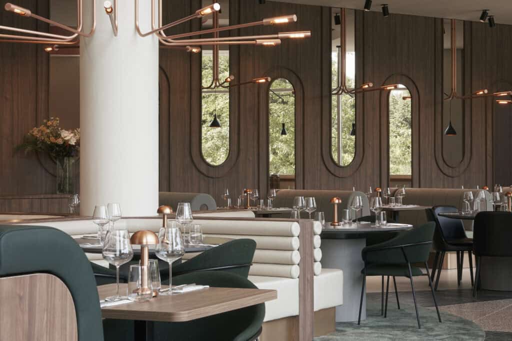 The restaurant in the hotel in Brussels.